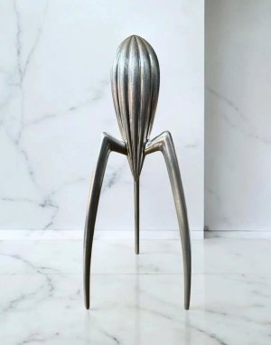Juicy Salif.jpg