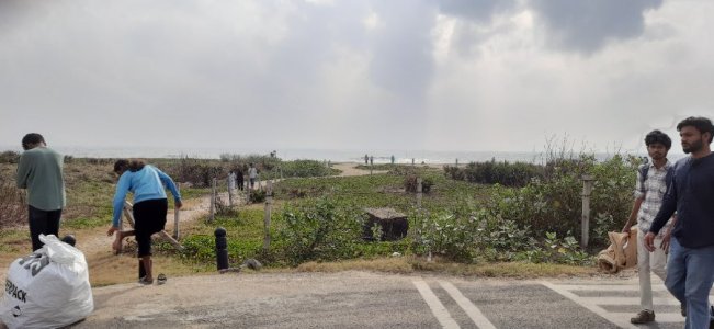 Valmikinagar Beach.jpg