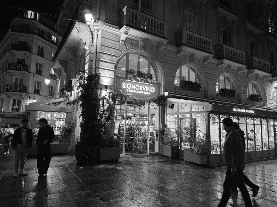 31. B&W at night.jpg