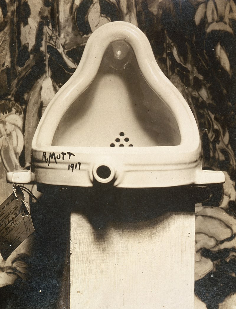 800px-Marcel_Duchamp%2C_1917%2C_Fountain%2C_photograph_by_Alfred_Stieglitz.jpg
